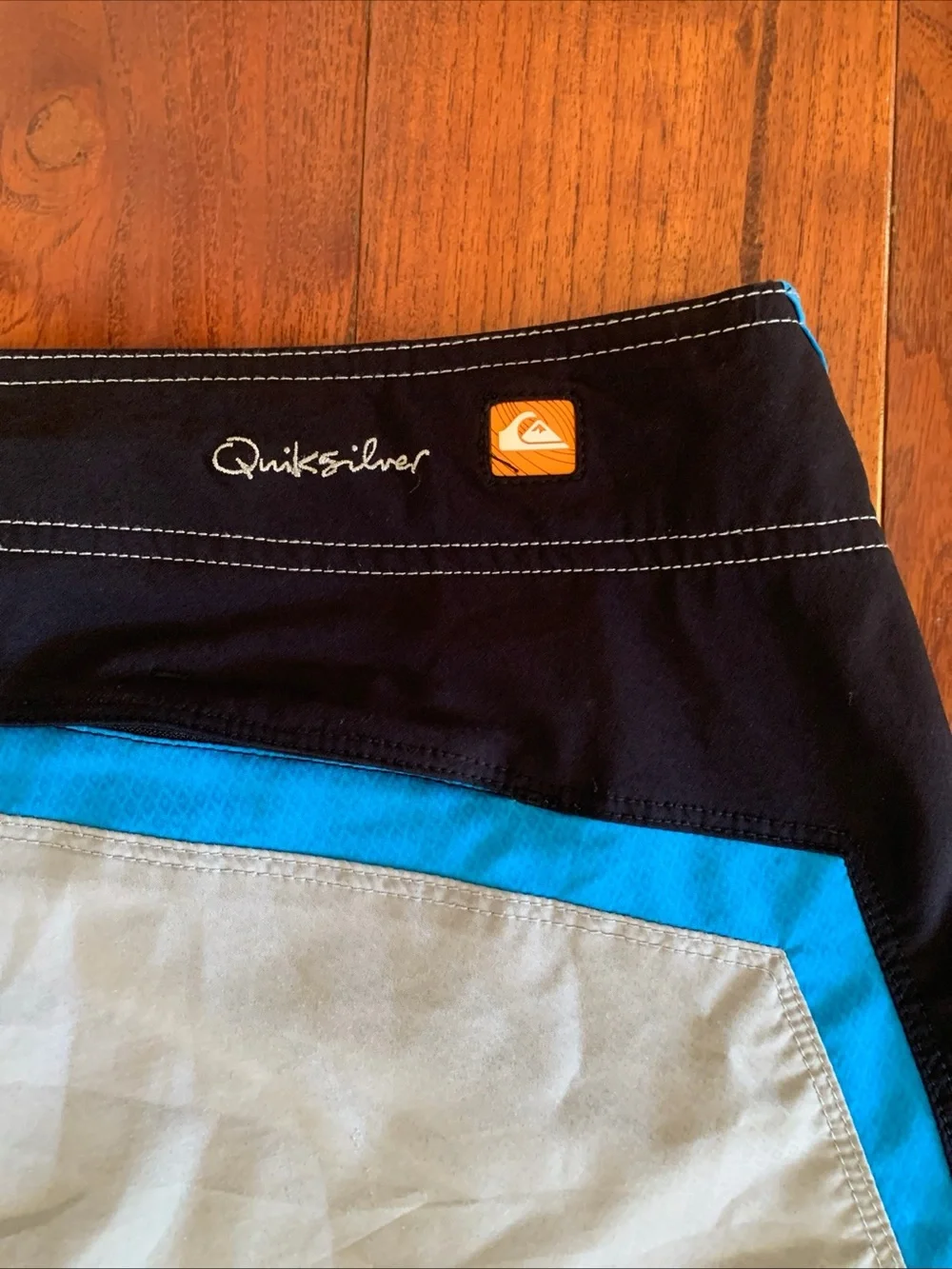Quicksilver Board Shorts Size 38 Gray Swimsuit Unlined Surfsilk Beach Vacation